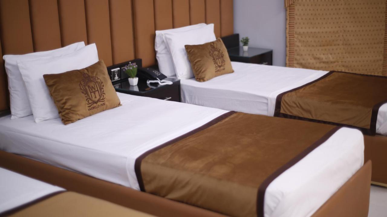 Four Squares Karachi Bed & Breakfast Dış mekan fotoğraf