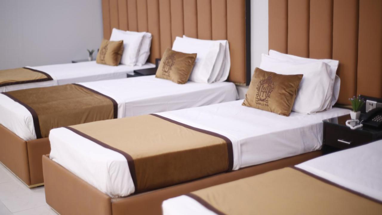 Four Squares Karachi Bed & Breakfast Dış mekan fotoğraf