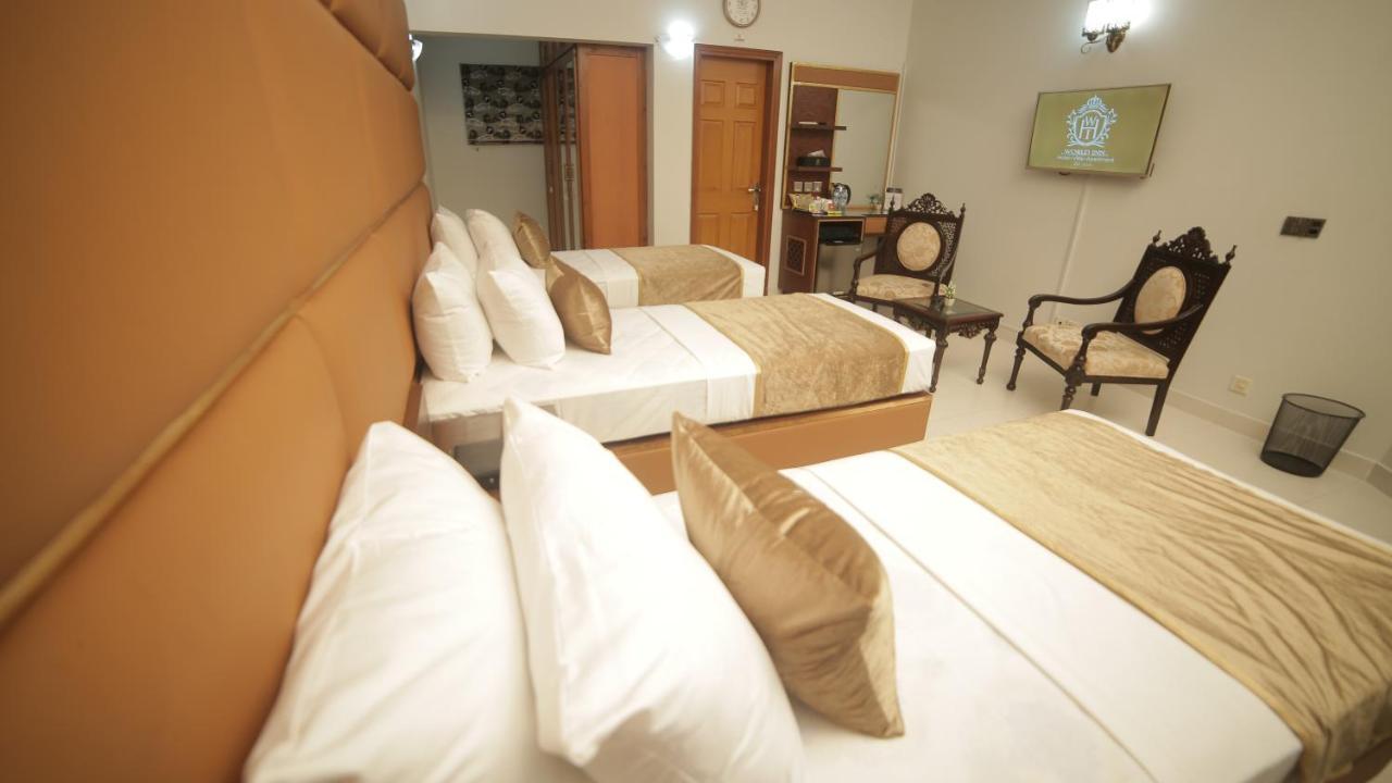 Four Squares Karachi Bed & Breakfast Dış mekan fotoğraf