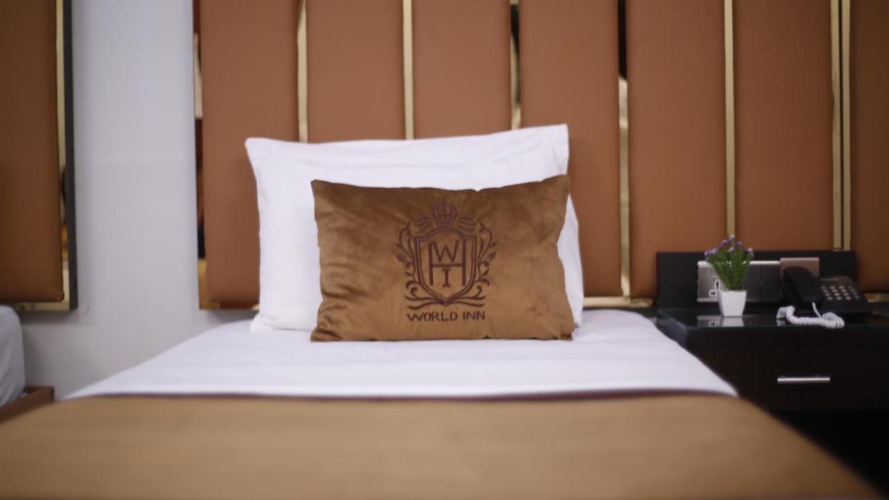 Four Squares Karachi Bed & Breakfast Dış mekan fotoğraf
